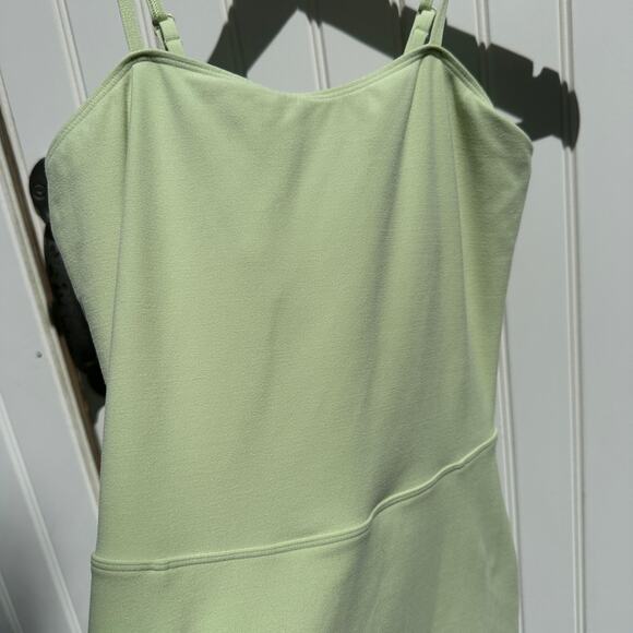 Alo Yoga Alosoft Courtside Tennis Dress Iced Green Tea Size XS EUC Extra Small - Picture 14 of 16